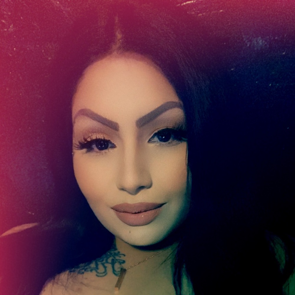 Meet your Posher, Monalisa